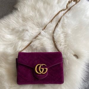Authentic Preowned mm Marmont gg Gucci bag it great condition